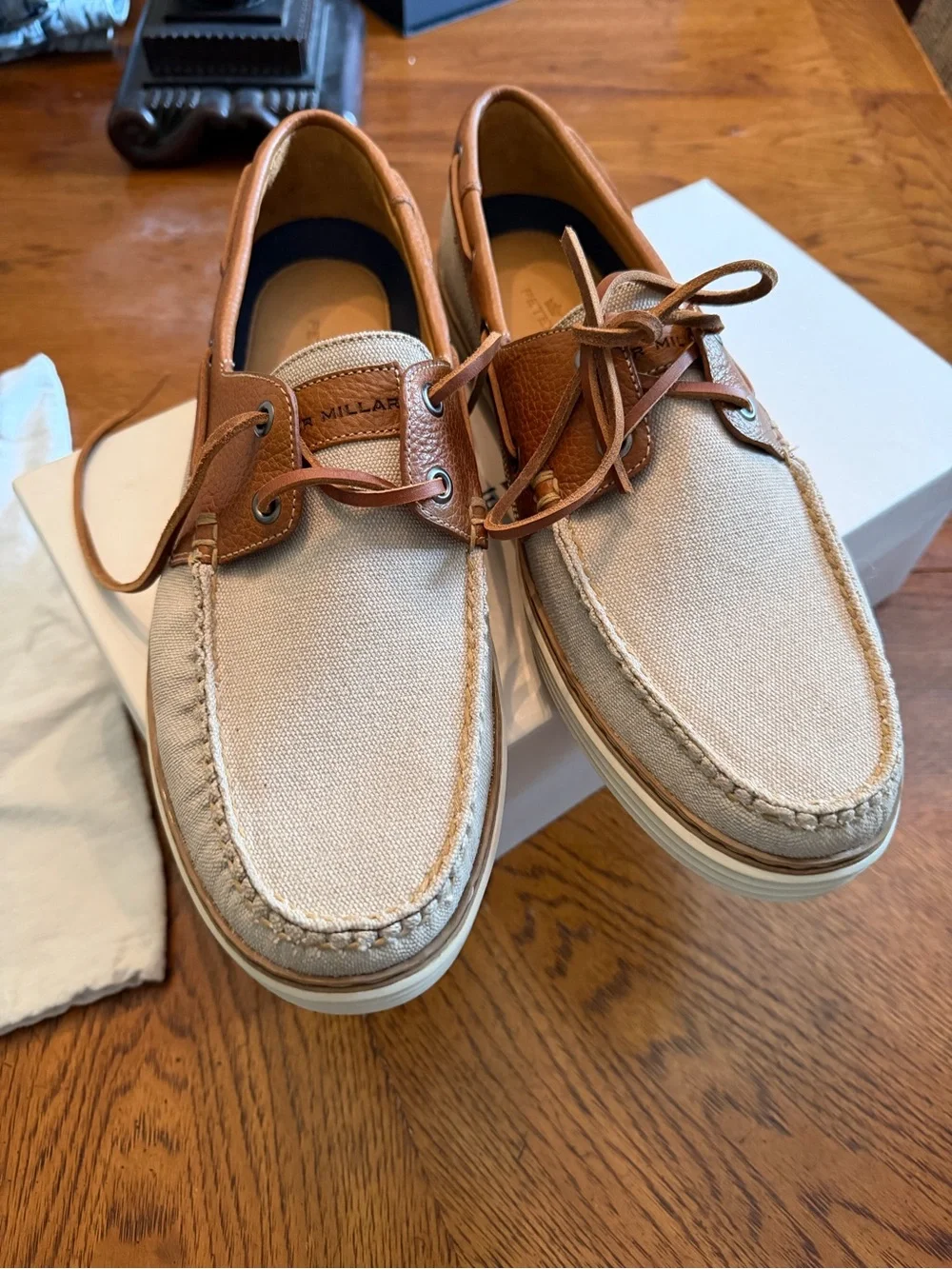 Peter Millar White Box with Navy Logo and Crown